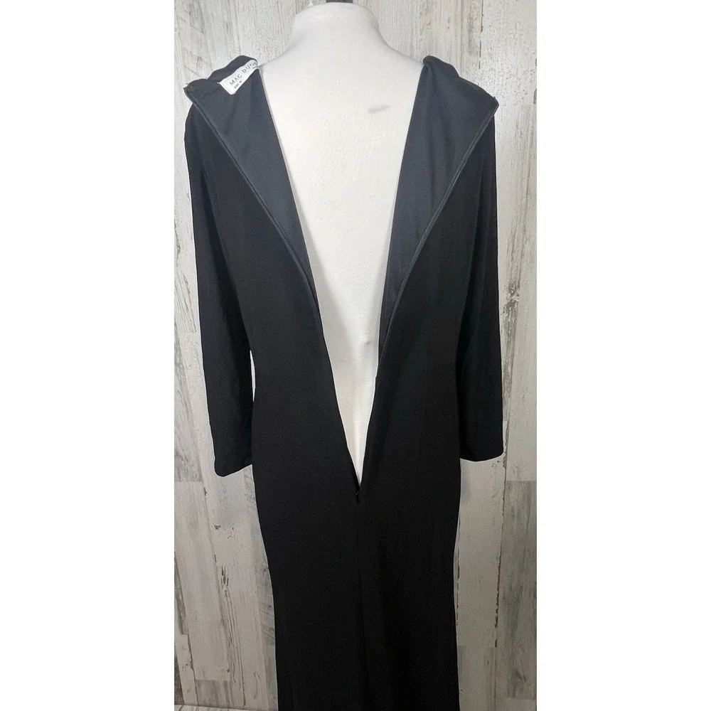 Mac Duggal Black Faux Wrap Long Sleeve Evening Gown with Appliqué Detail Size 12 - Picture 7 of 11